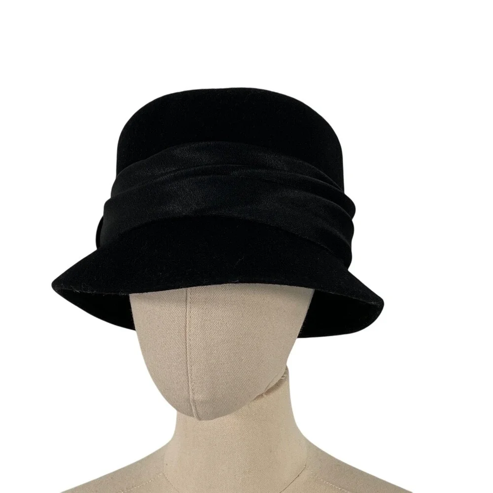 San Diego Hat Co Black 100% Wool‎ Felt Cloche Hat Satin Ribbon Bow Vintage Style